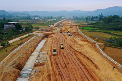 蒼溪 聚力拼經濟搞建設，全力推動重點項目與市政建設雙輪驅動